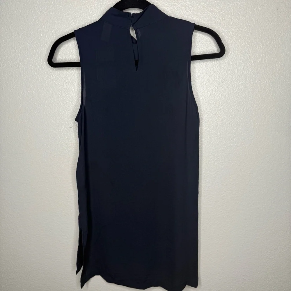 H&M Conscious Sleeveless‎ turtleneck Navy Top